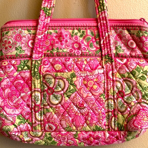 Vera Bradley quite pink and green bag - Picture 2 of 12